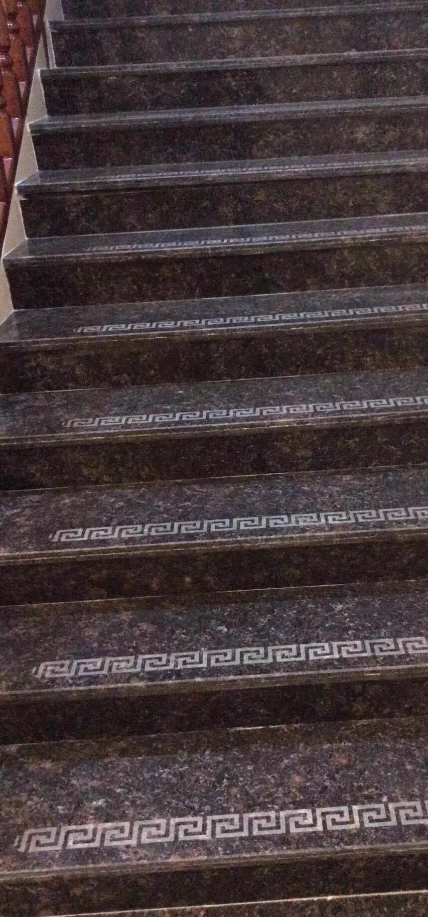 大理石楼梯及花岗岩楼梯优缺点解析谁更优秀附精美实拍案例