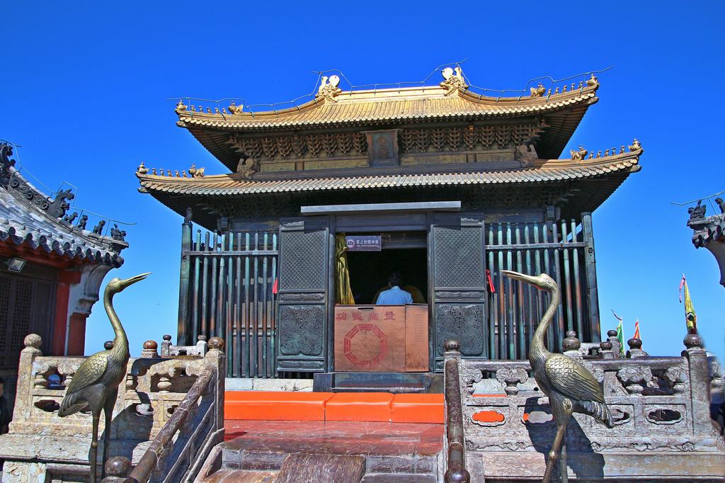 原创超级神秘的武当山金顶祝贵春