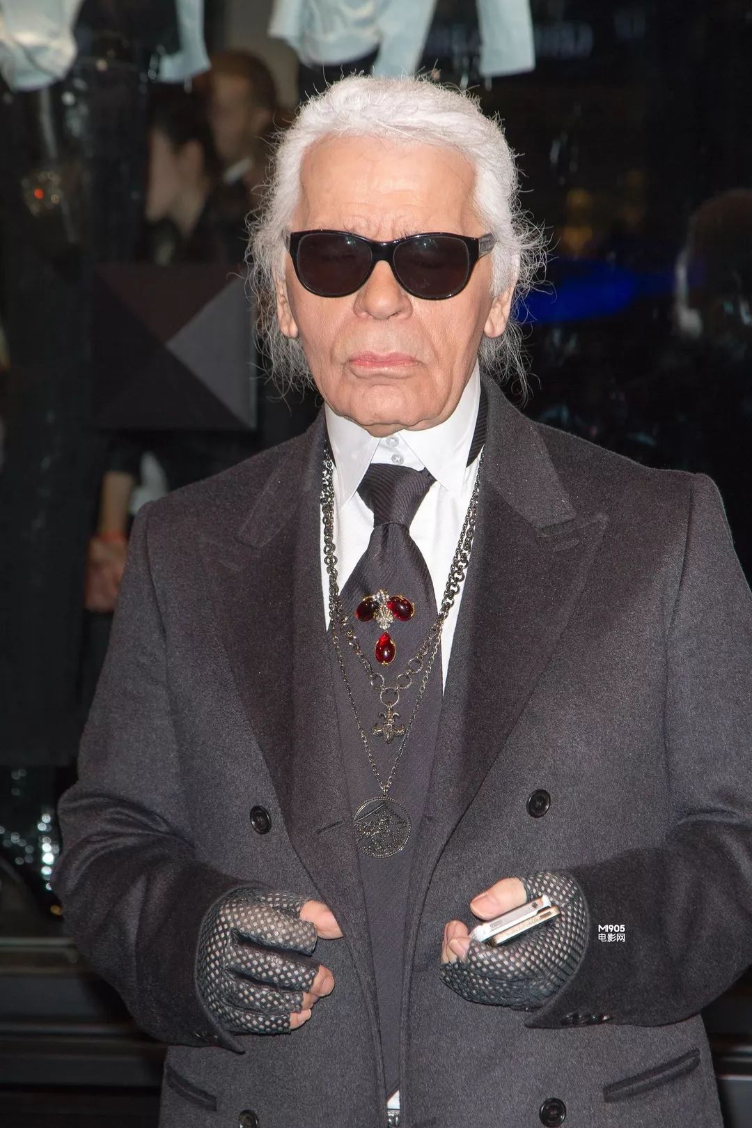 卡尔·拉格菲尔德文中所有产品图片版权归【】 所有the art of