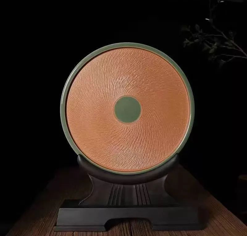 青出于蓝龙泉青瓷新秀华凌潇