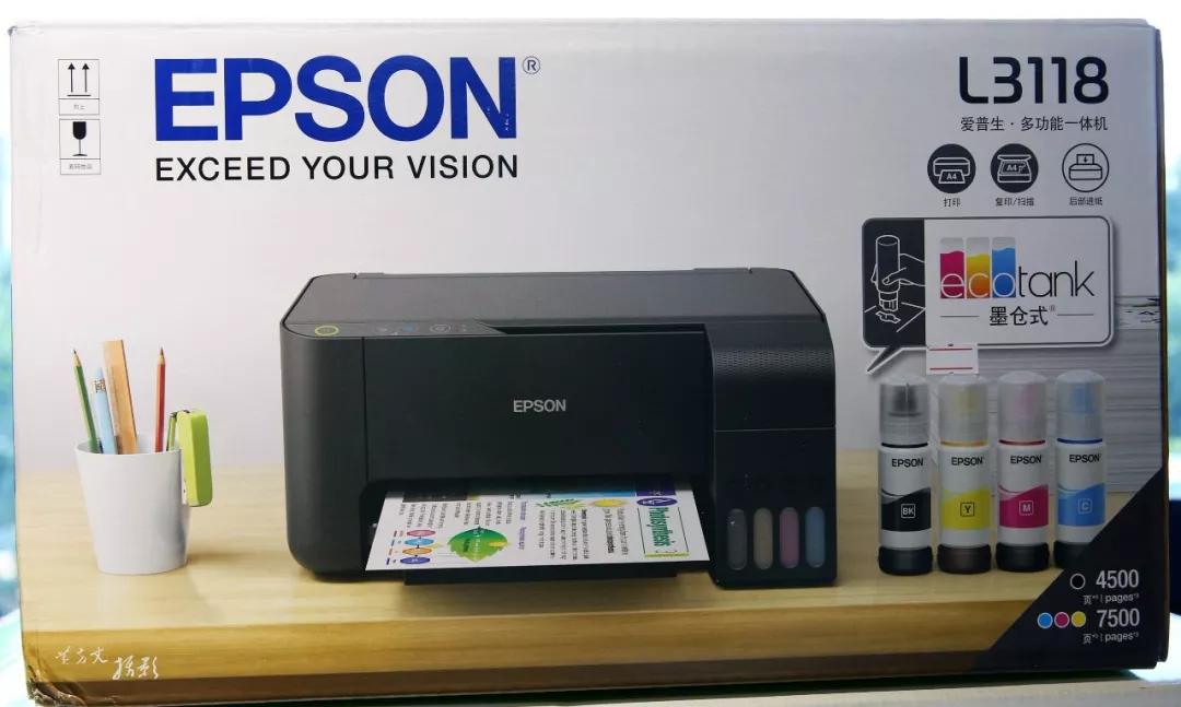 筠连这个90后美女有些不一样居然带着弟弟做起了这件事