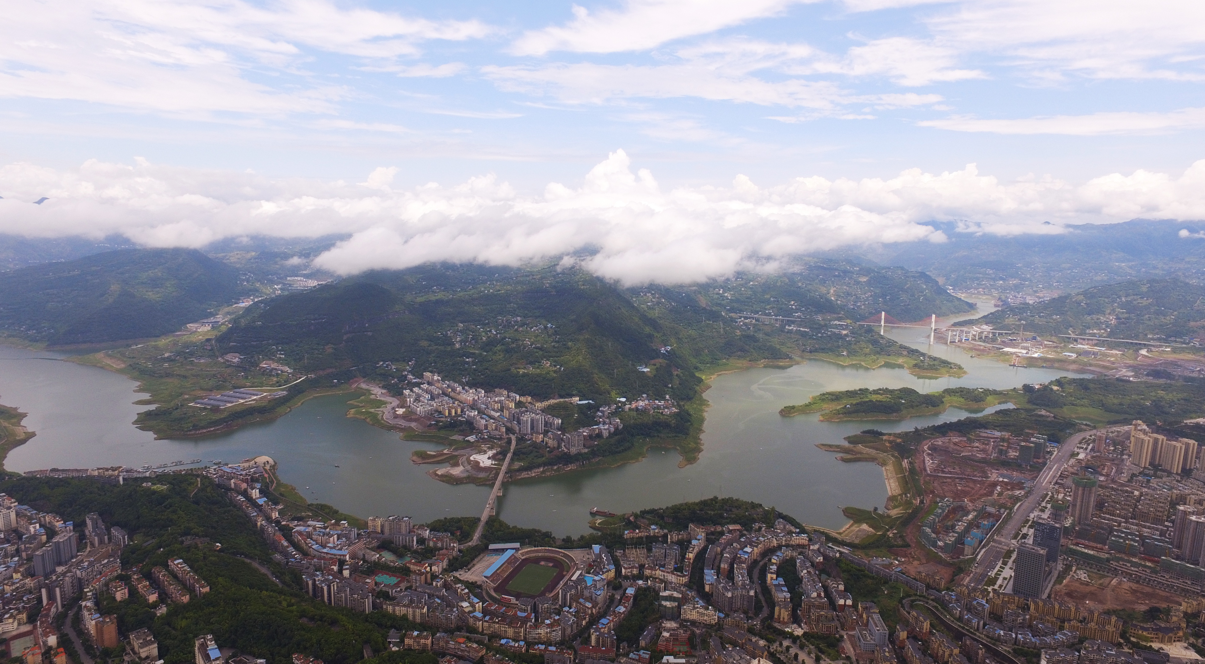 三峽古城雲陽搬遷二十年縣城變公園