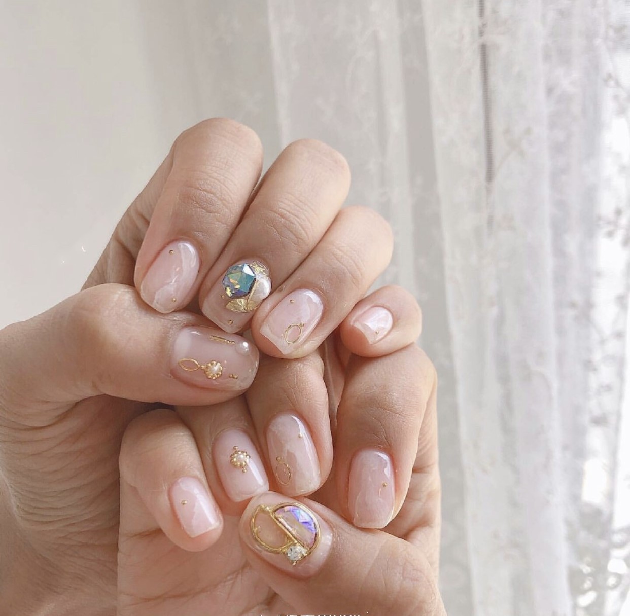 原创夏日超美的ins风美甲合集温柔又精致忍不住心动了