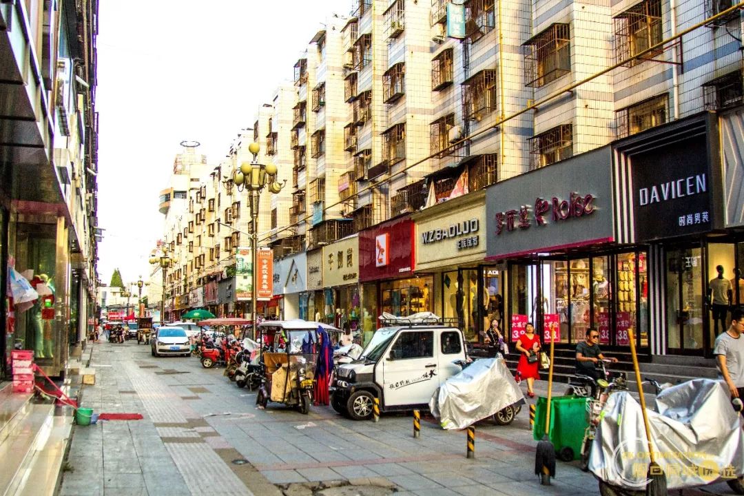 植物园##铁路公园#越来越多的大型公园和街心花园让周口人的生活更加