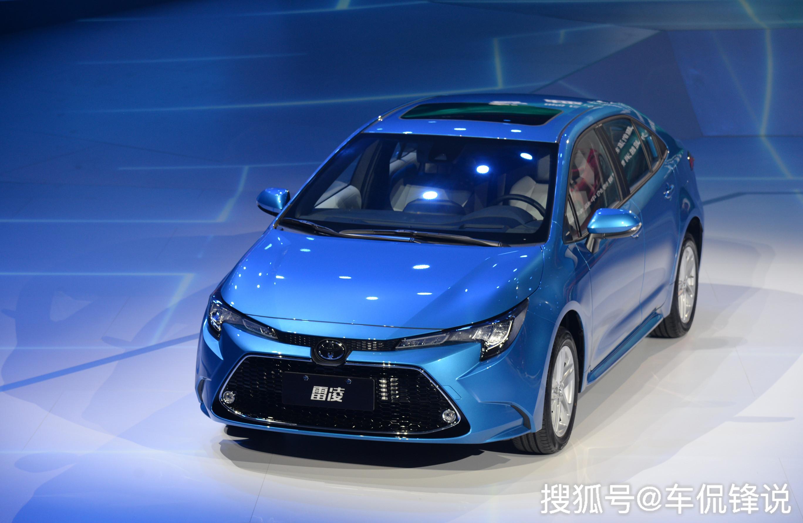 丰田厚道轿车标配8srs安全气囊双叉臂独悬标配cvt变速箱