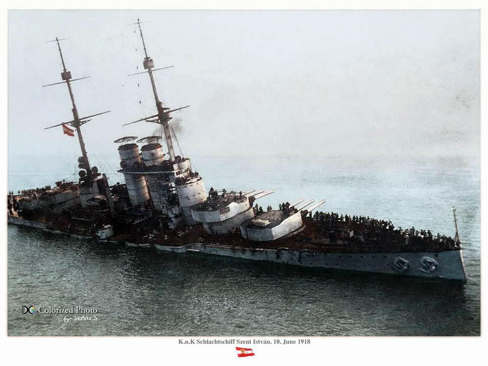 相比之前的无畏舰,超无畏舰不仅火炮口径更大,还有诸多副炮承担自卫