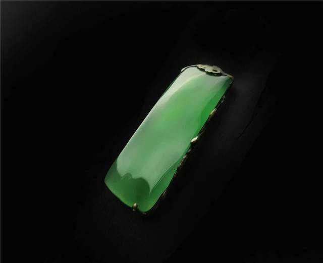 王朝阳当代翡翠雕刻新美学越简越高级