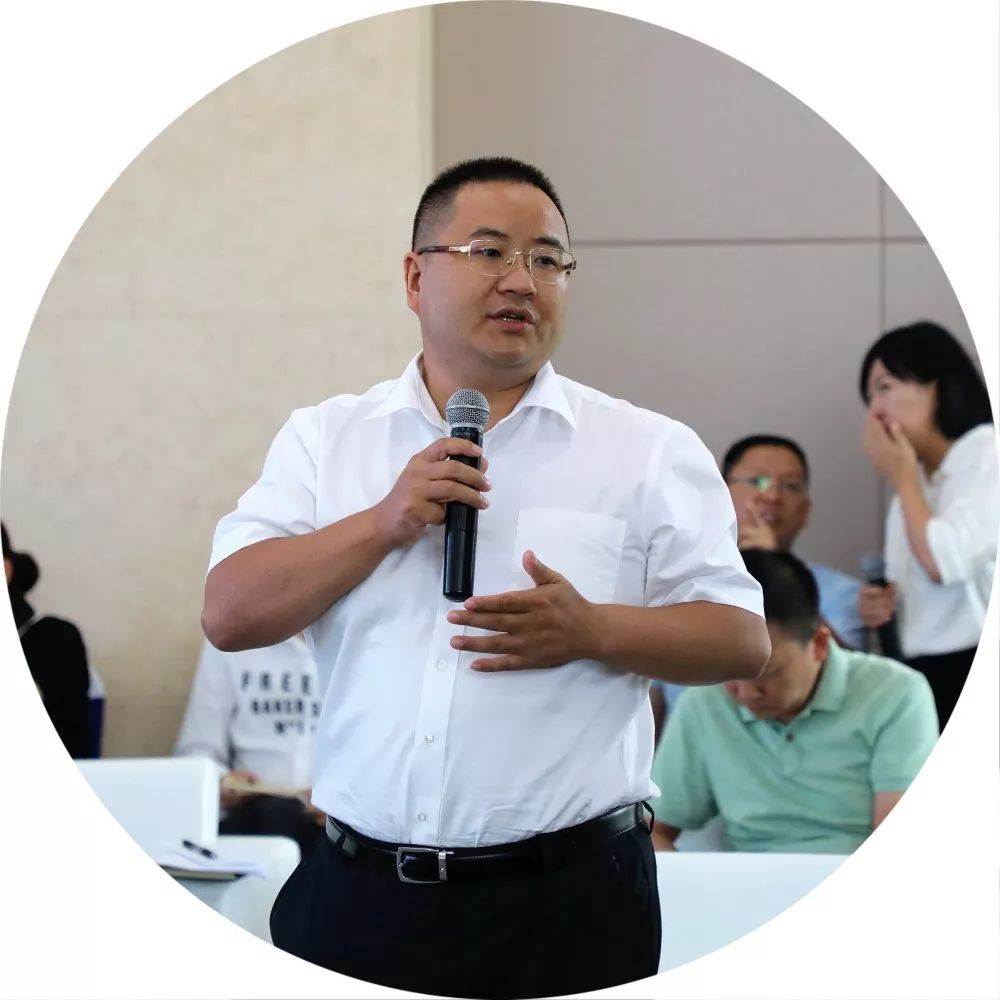 中建西南设计院刘联华先生从另一个角度提出了他的专业建议:"最重要的