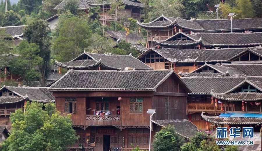 美地| 重庆酉阳:山中秘境里的土家山寨