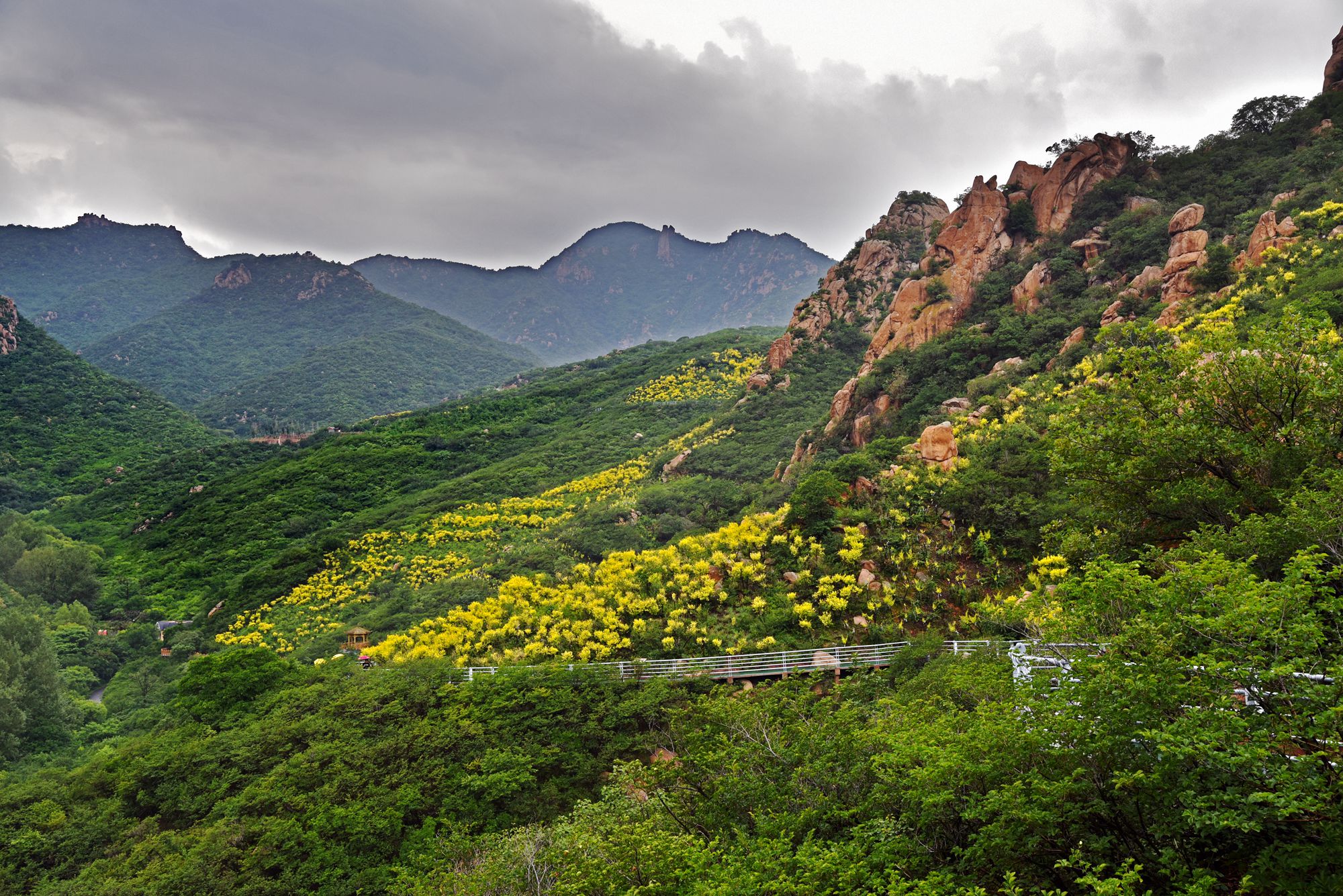 众神降临,妖怪现身,中华孝道很贴心,辽宁大黑山藏着一部西游记