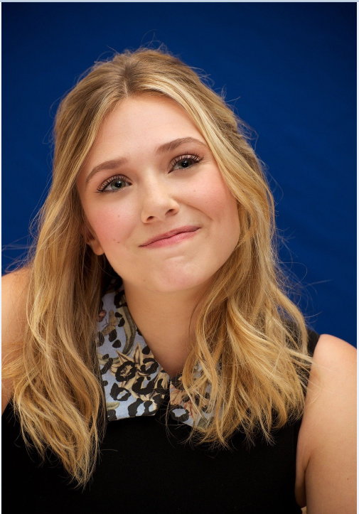 年轻时的伊丽莎白奥尔森坐如仙女站似精灵