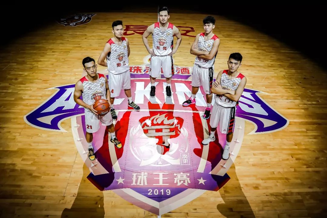 吴进灿,林良起,李涛,谢威,陈航首发五虎李衍均