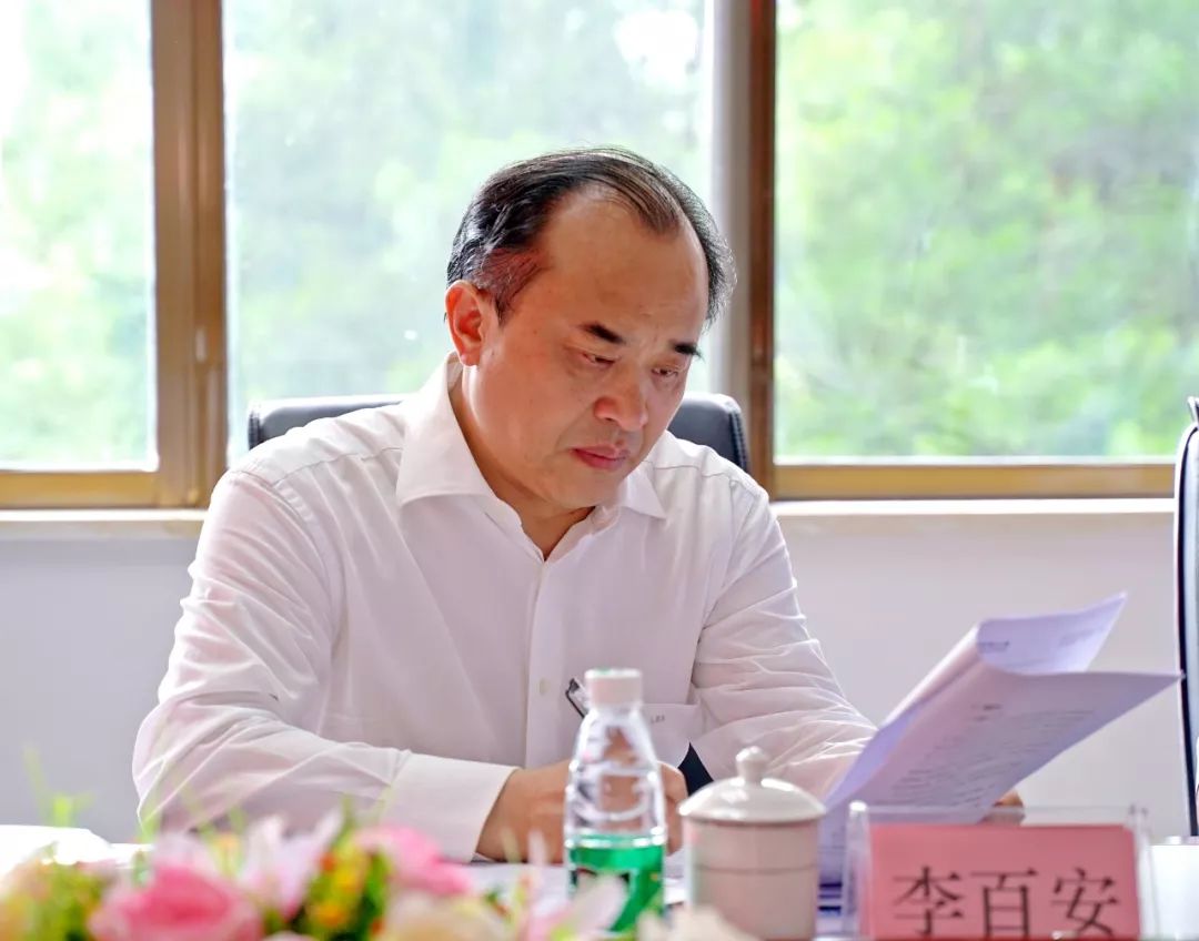 中国建筑股份有限公司副总裁李百安赴贵州正习高速公路项目调研指导