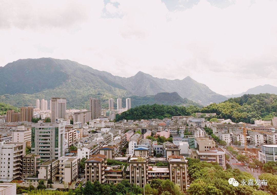 经过数月筹备,设在永嘉县上塘永兴路274号的浙南公证处服务点,将于