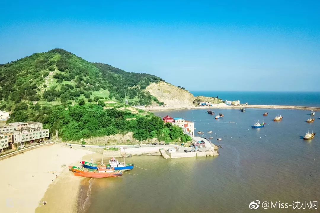 疯狂苍南这个沙滩来了1万人