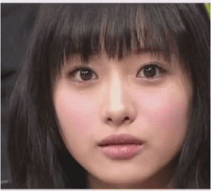 从乡土少女到国民女神她的微调为啥这么成功