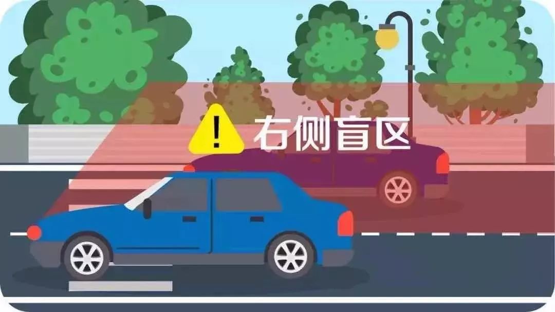 惊心!视线盲区引事故,剑河一老人被小车撞倒在地
