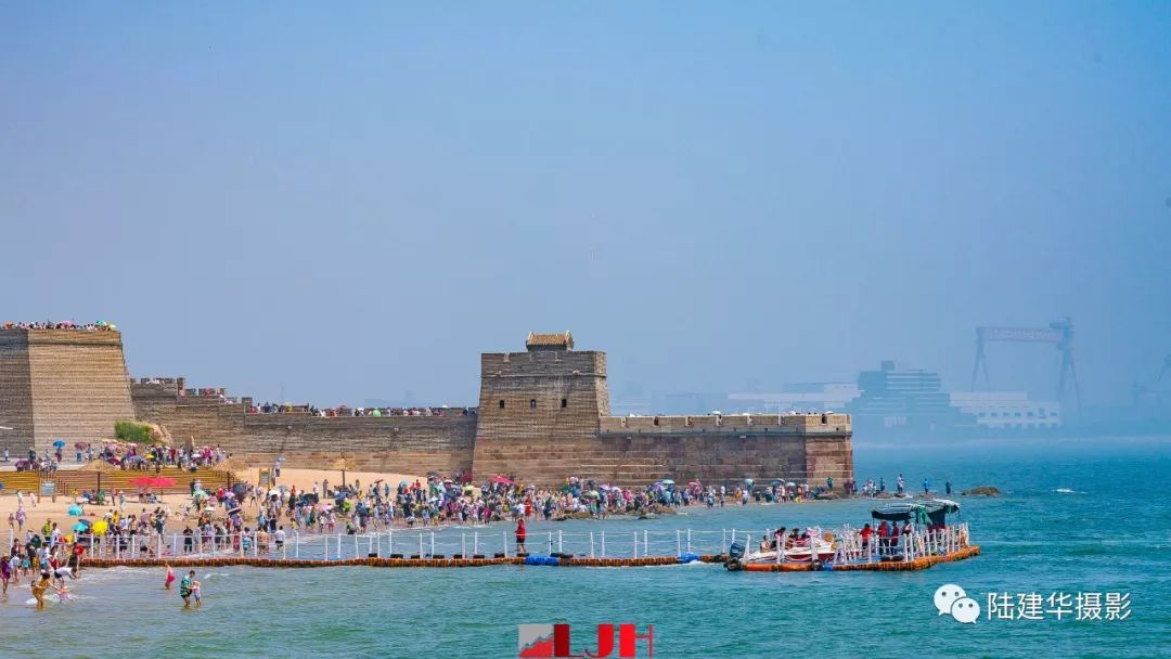 山海关老龙头万里长城中唯一的一段海上长城