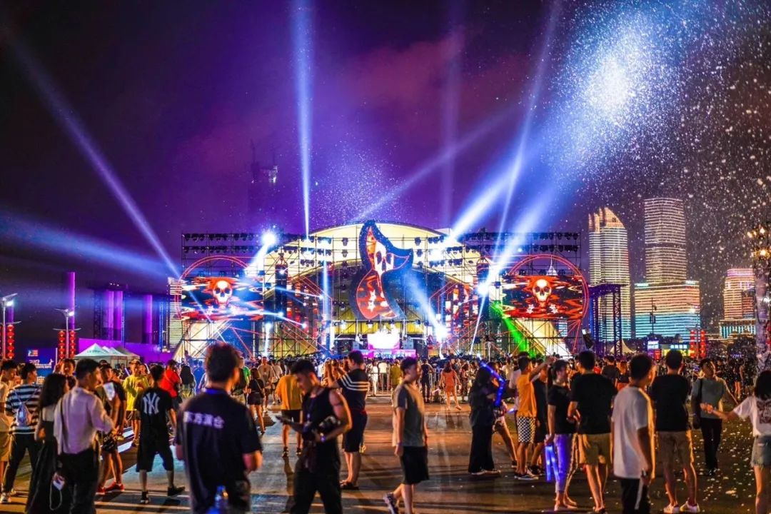 【白浪电音节】第一天嗨爆的现场,你在吗?今晚继续!