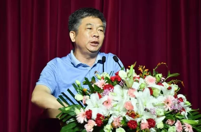 临沂市委宣传部副部长周晓东致创刊贺词.