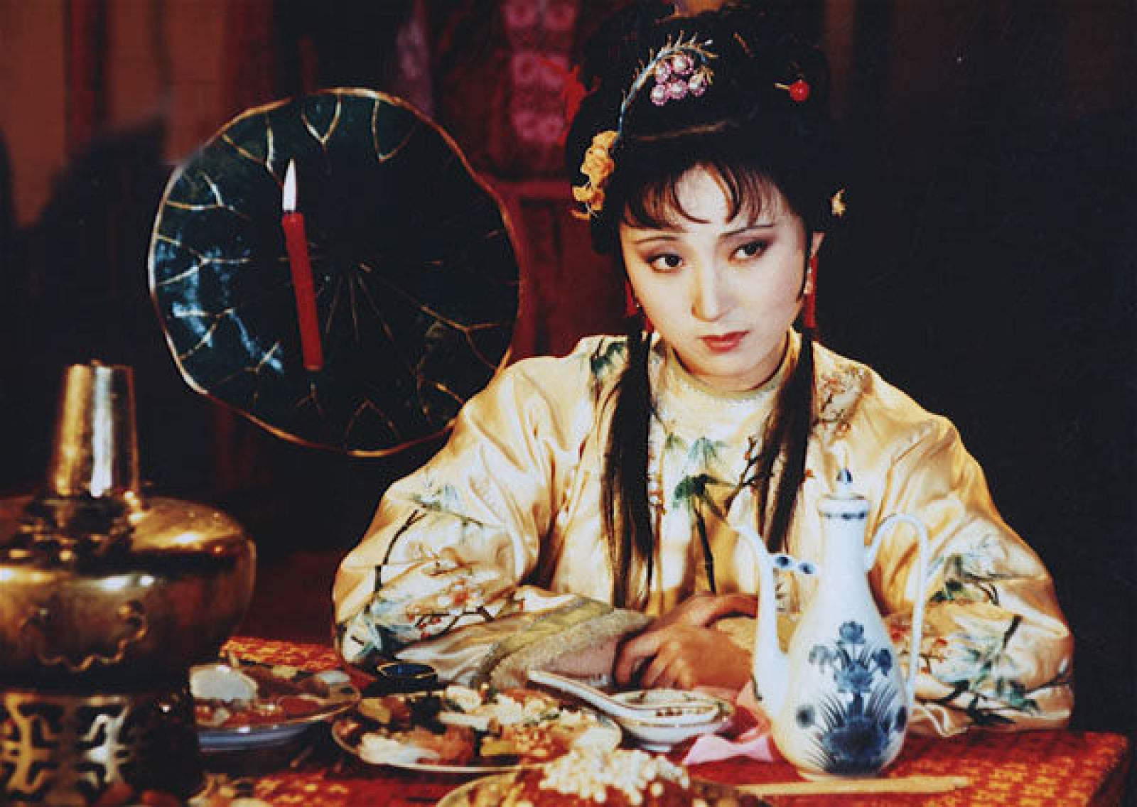 但是《红楼梦》人物很难刻画,很难演,而且不看原著都很难懂.