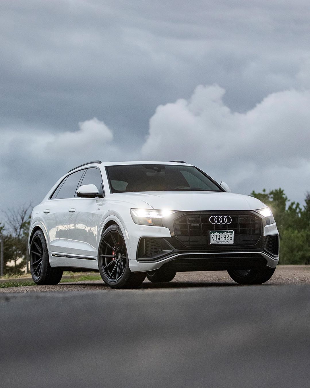 硬朗的风格 全新奥迪q8海外实车