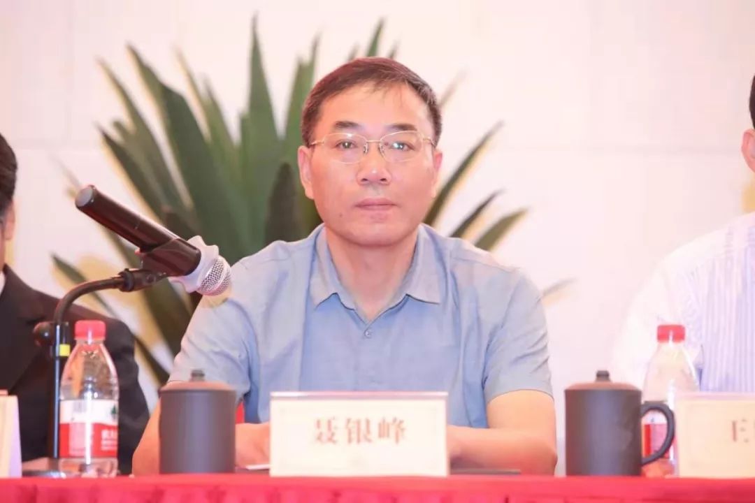 商会还聘请了潜山籍科学家杨桂生,著名企业家韩定旺为商会名誉会长.