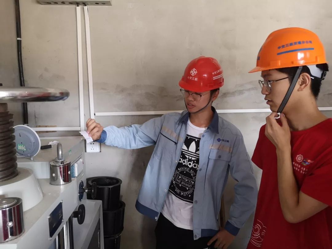 将知识入实践 ——记港航院嵊州港中心工作区码头工程实习团开展实践