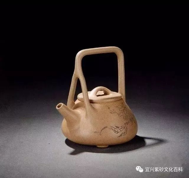 紫砂七老中唯一的陶刻大师任淦庭