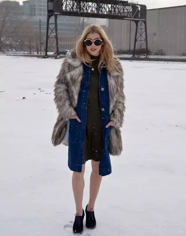 复古妩媚燕尾裙摇曳裙摆穿出高街look