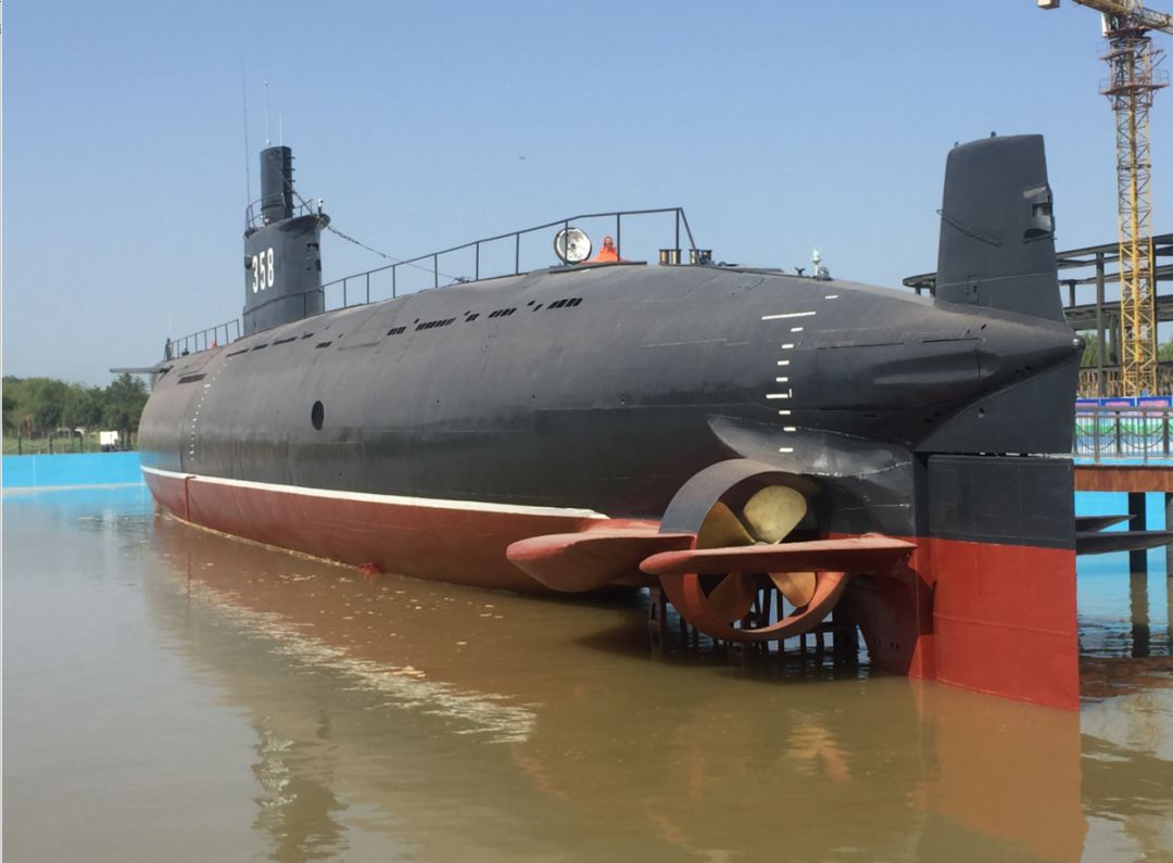 银川舰旁边的"它",今日开放供游客参观啦!_潜艇
