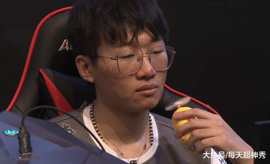 而是lol全球总冠军fmvp打野得主ning王,ig遭遇两连败与宁王的低迷表现