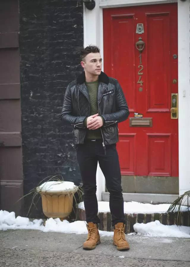 jk fashion身高没有很理想,也可以穿大黄靴,这点可以参考侃爷kanye