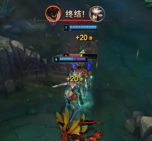 而本次我们选择的对线不是上路,而是中路,克烈因为大招的关系,玩中路