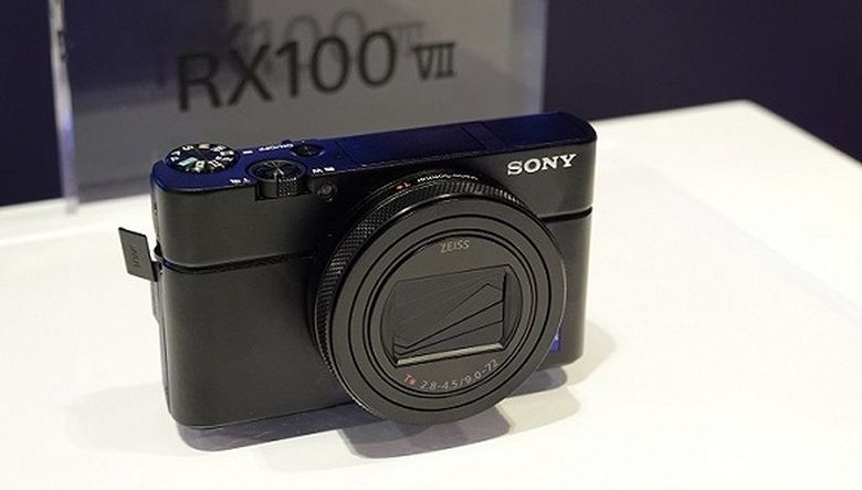 索尼黑卡7正式发布是不给其他家活路还是以卵击石