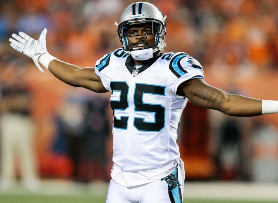 这次增员受益最大的无疑是,进攻锋线成员乔-雅各比,金伯-考沃特,艾尔