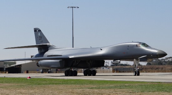 美國空軍的b-1b戰略轟炸機