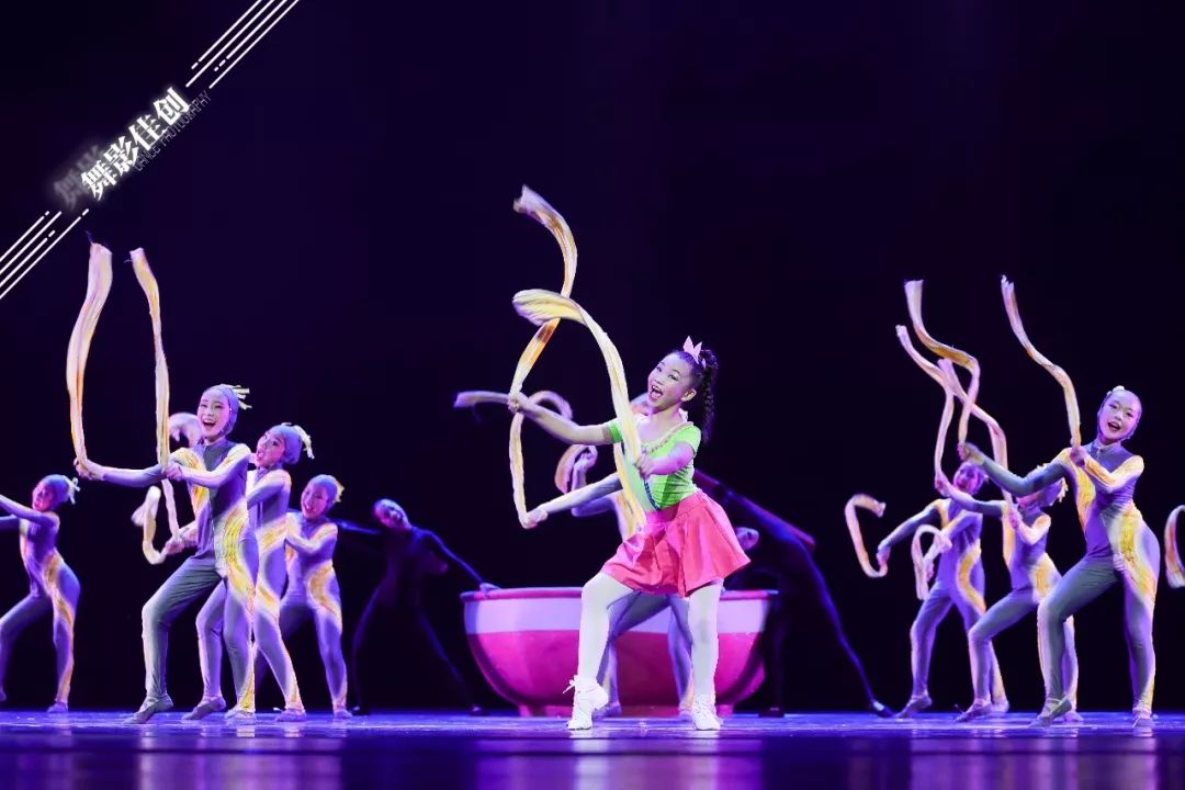 舞影图集第十届小荷风采全国少儿舞蹈展演第六场