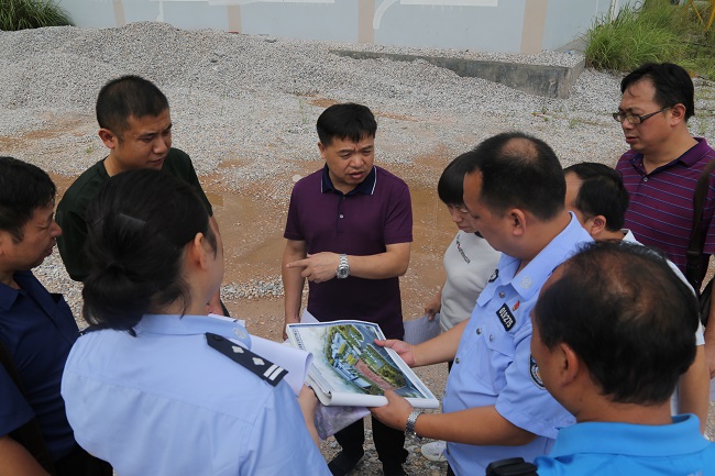 蒋正才到三所一队监所项目工地调研