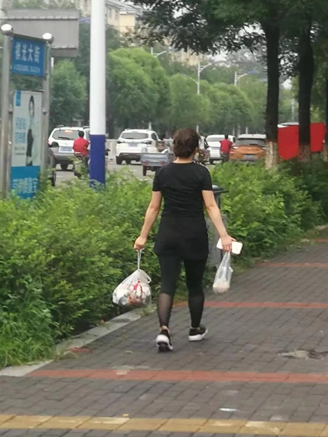 唐山迁安美女图片