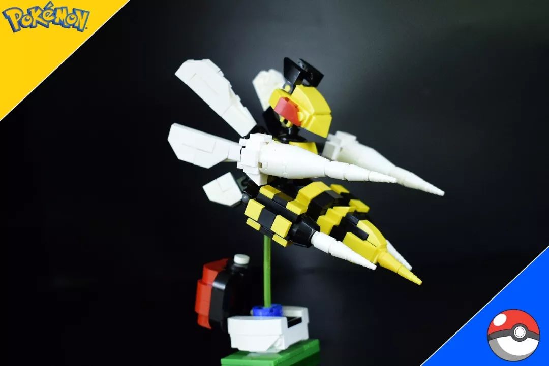 moc精灵宝可梦 超级大针蜂 还有特典 精灵球支架