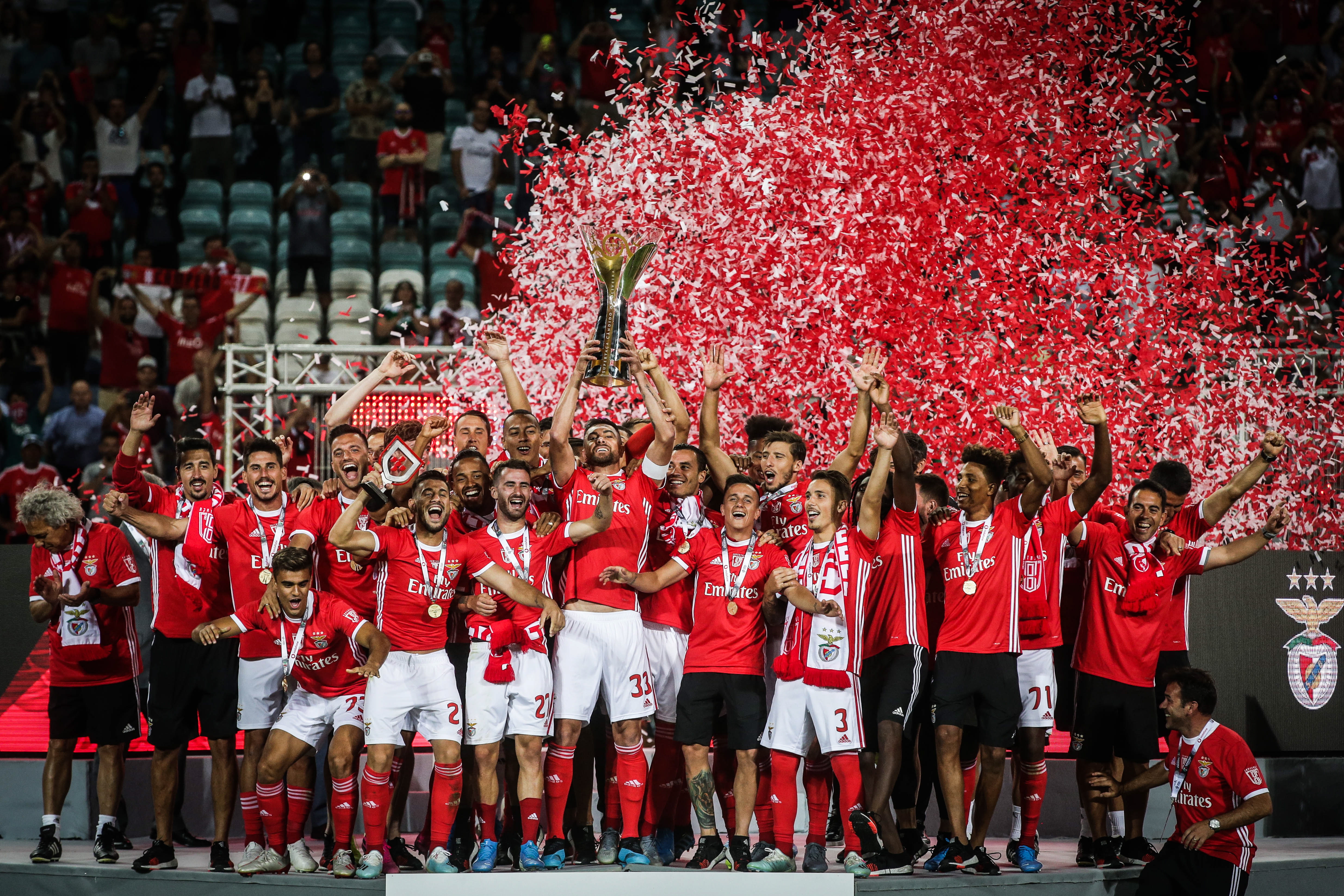 足球——葡萄牙超级杯:本菲卡夺冠