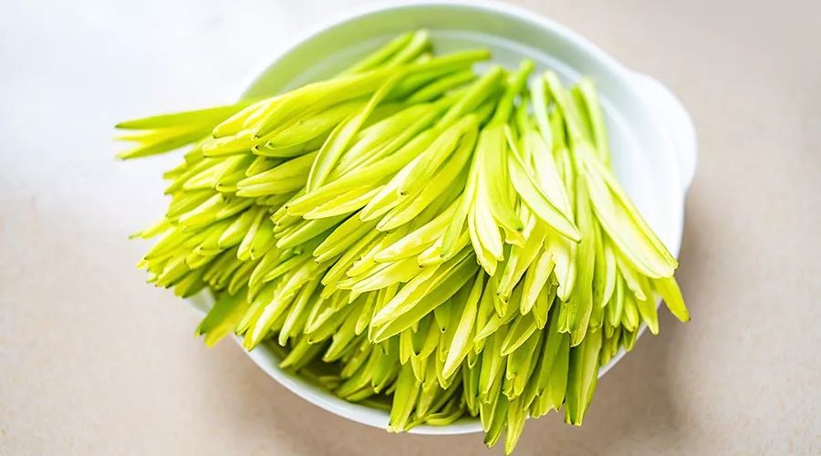 新鲜的黄花菜