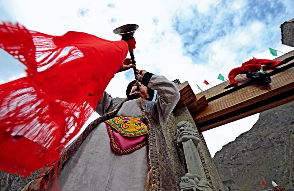 古老厚重的民族标记——从羊崇拜图形看羌族文化传承_遗址