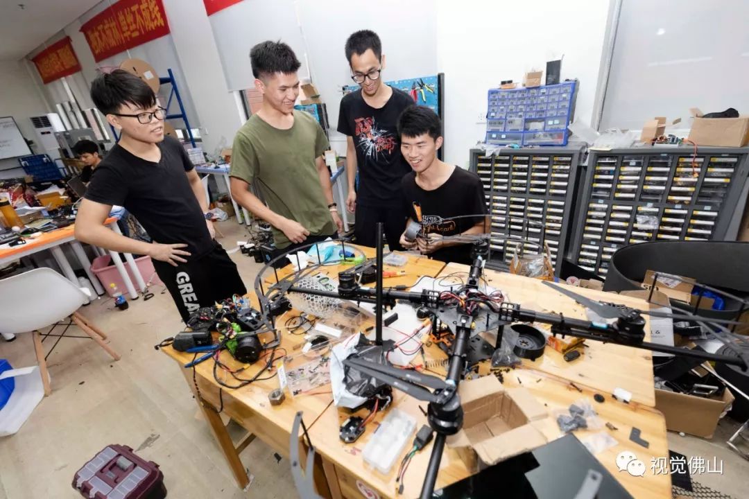 工科生的王者荣耀佛科院机器人战队展锋芒