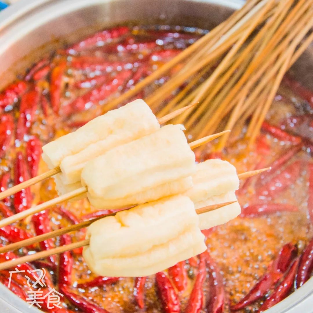 这家店超甜!不仅能一秒体验校园爱情,还给女生免单._ta