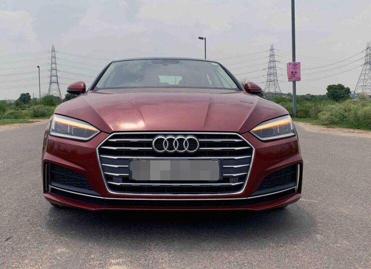 首台国产奥迪a5亮相街头外观比宝马3系还动感配置不输奔驰e级