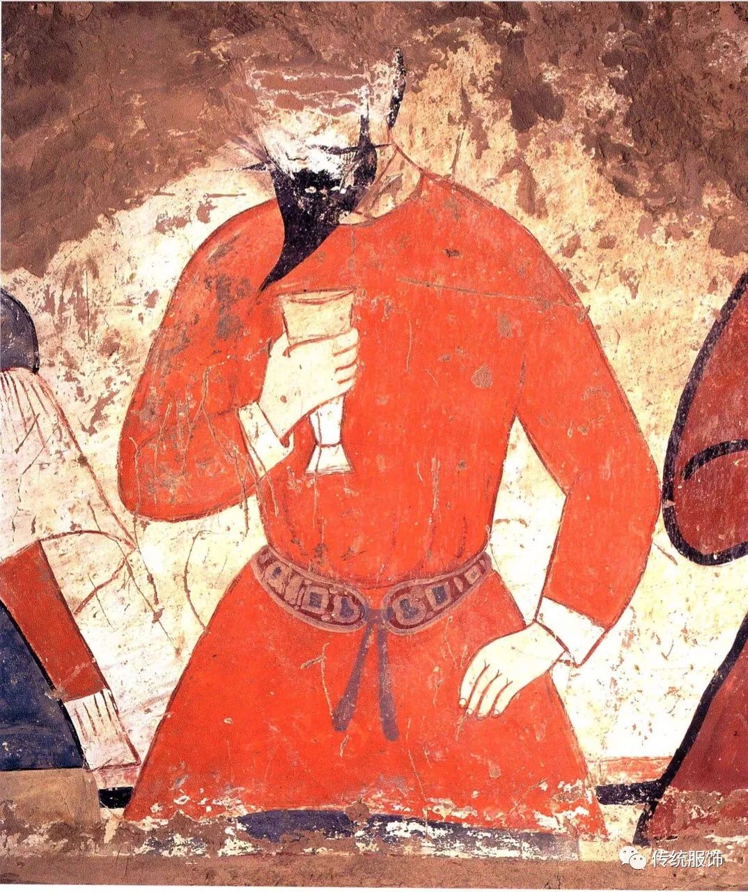 楼兰古墓:"死亡之海"的壁画与服饰 | 一墓一往事