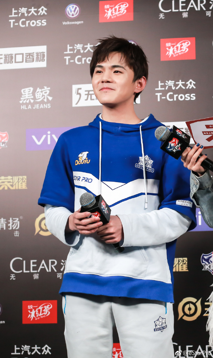 诺言赛后采访:马上对阵rw侠,会比较有压力,觉得有点悬_estar