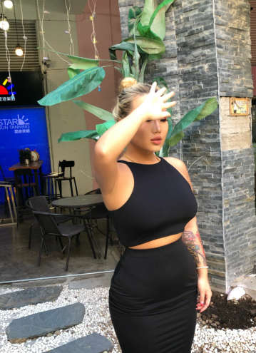 中国新说唱蜜妞被淘汰后网友找出她以前照片表示太漂亮了